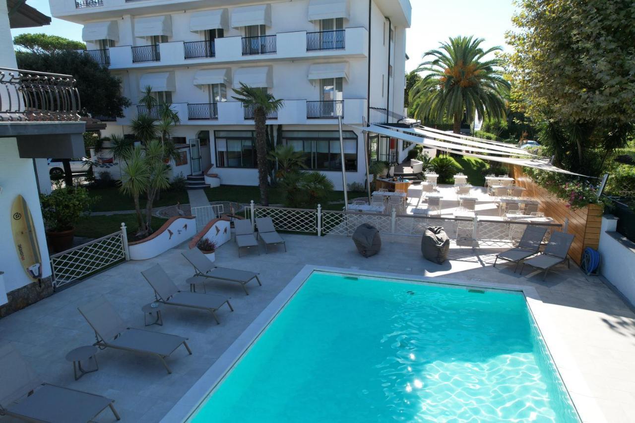 Hotel Tarabella Forte dei Marmi Ngoại thất bức ảnh